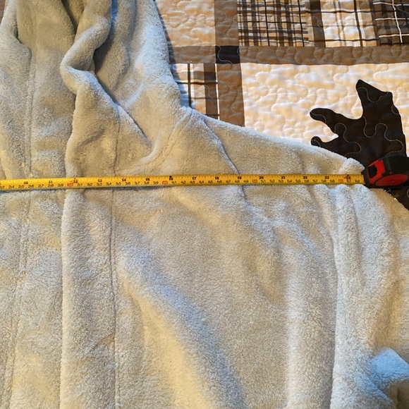 NWT Hooded Robe - Picture 8 of 11